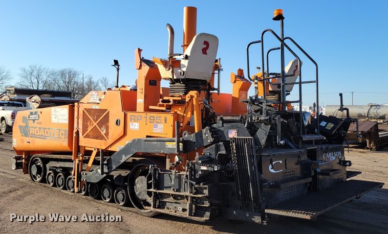 image for item DO4203 2009 Roadtec RP195  paver