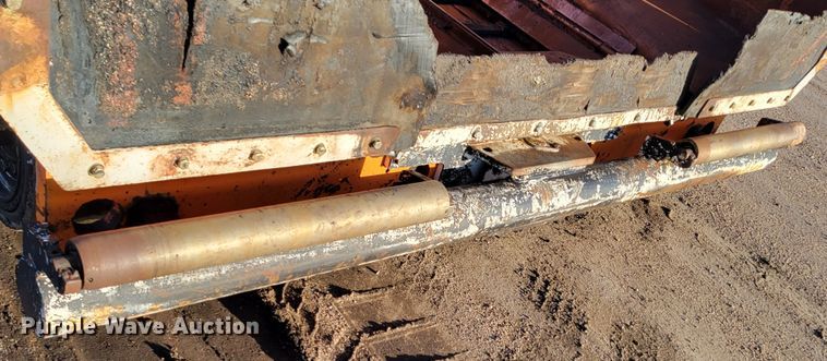 image for item DO4203 2009 Roadtec RP195  paver