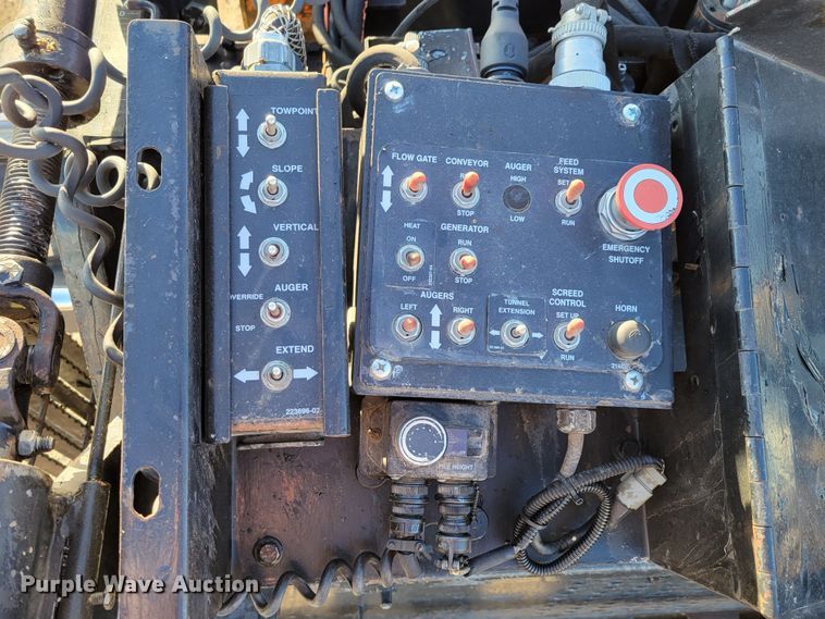 image for item DO4203 2009 Roadtec RP195  paver