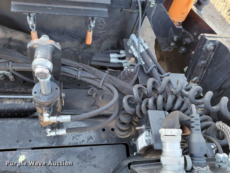 image for item DO4203 2009 Roadtec RP195  paver