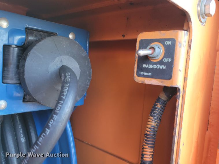 image for item DO4203 2009 Roadtec RP195  paver