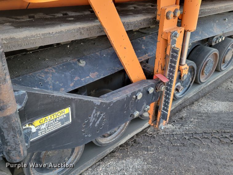 image for item DO4203 2009 Roadtec RP195  paver