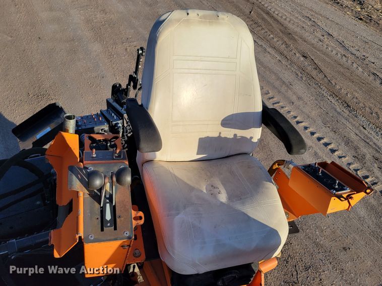 image for item DO4203 2009 Roadtec RP195  paver