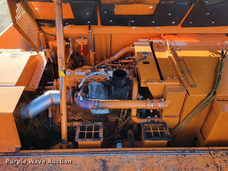 image for item DO4203 2009 Roadtec RP195  paver