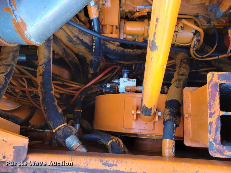 image for item DO4203 2009 Roadtec RP195  paver