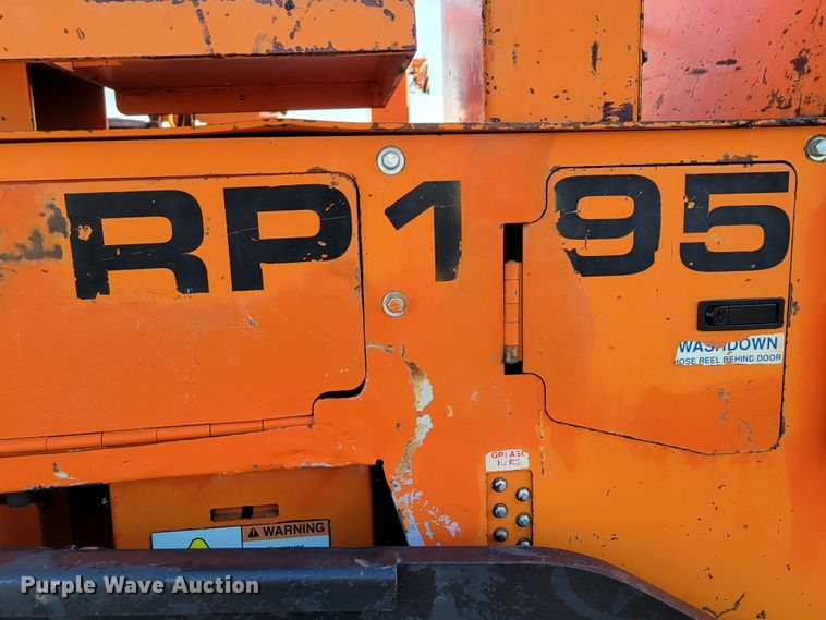 image for item DO4203 2009 Roadtec RP195  paver