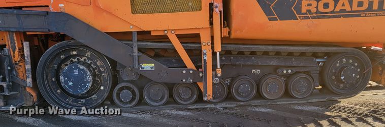 image for item DO4203 2009 Roadtec RP195  paver