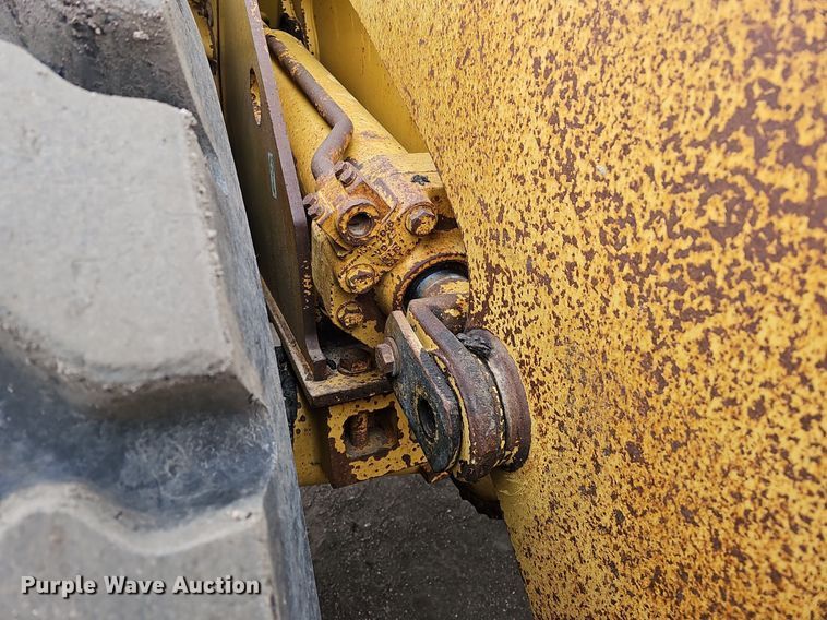 image for item DO4204 Caterpillar 966G  wheel loader