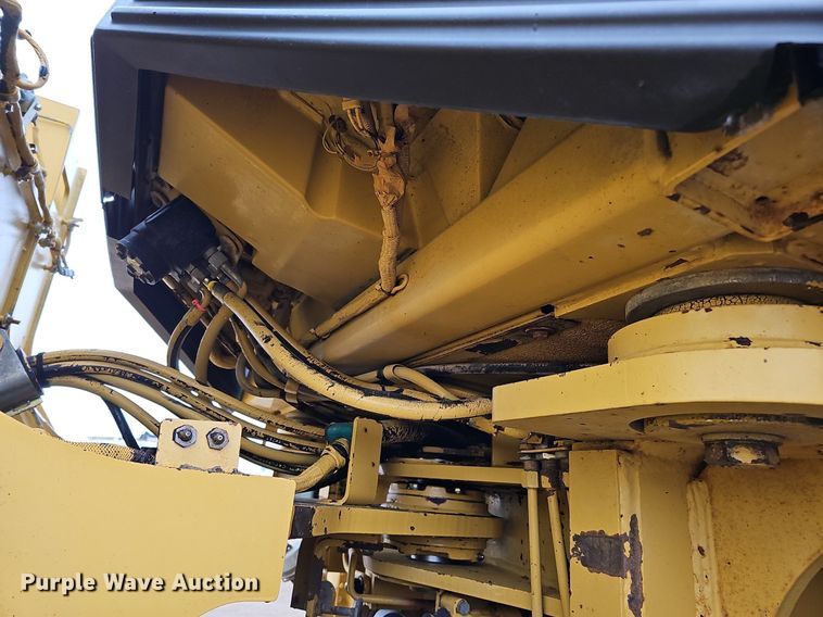 image for item DO4204 Caterpillar 966G  wheel loader