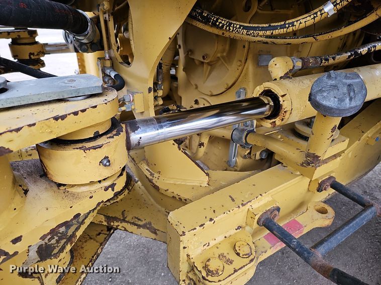 image for item DO4204 Caterpillar 966G  wheel loader