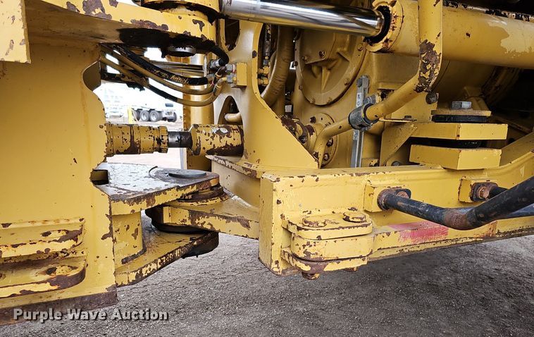 image for item DO4204 Caterpillar 966G  wheel loader