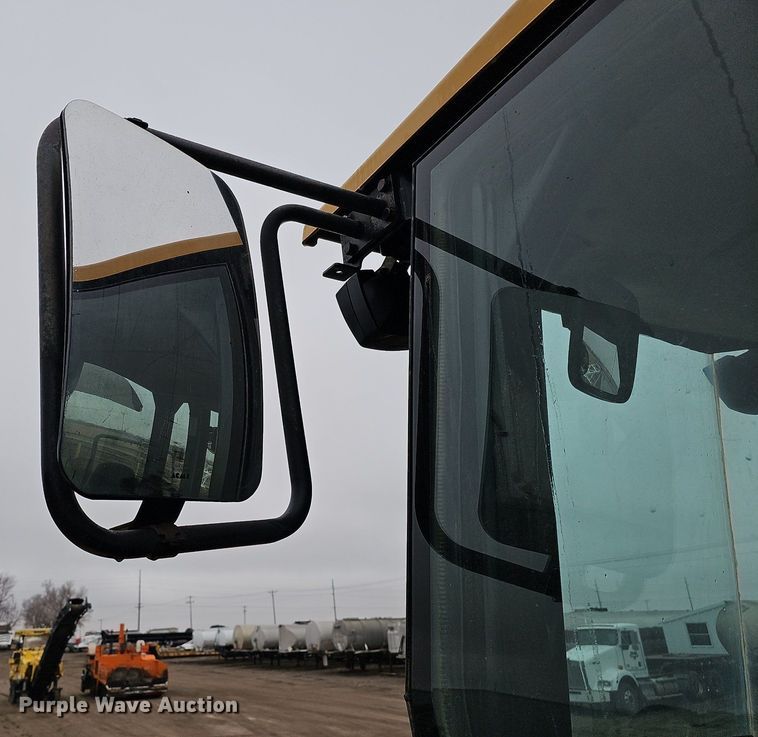 image for item DO4204 Caterpillar 966G  wheel loader