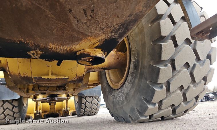 image for item DO4204 Caterpillar 966G  wheel loader