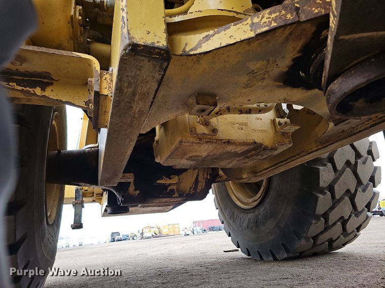 image for item DO4204 Caterpillar 966G  wheel loader