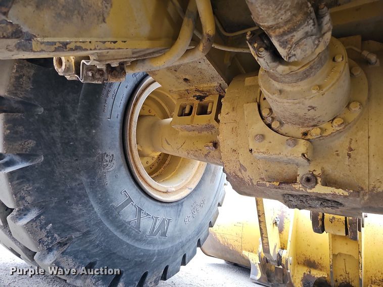 image for item DO4204 Caterpillar 966G  wheel loader