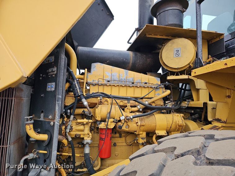 image for item DO4204 Caterpillar 966G  wheel loader