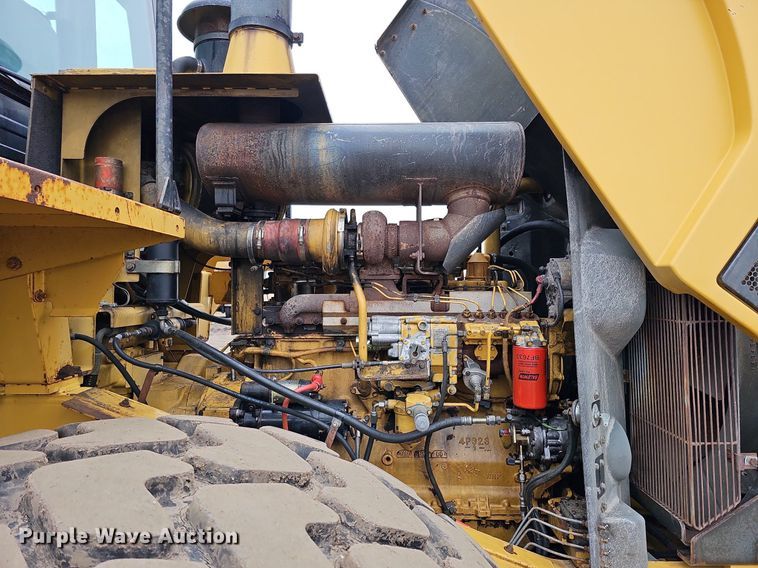 image for item DO4204 Caterpillar 966G  wheel loader