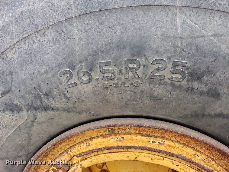 image for item DO4204 Caterpillar 966G  wheel loader