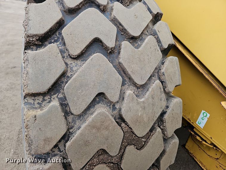 image for item DO4204 Caterpillar 966G  wheel loader