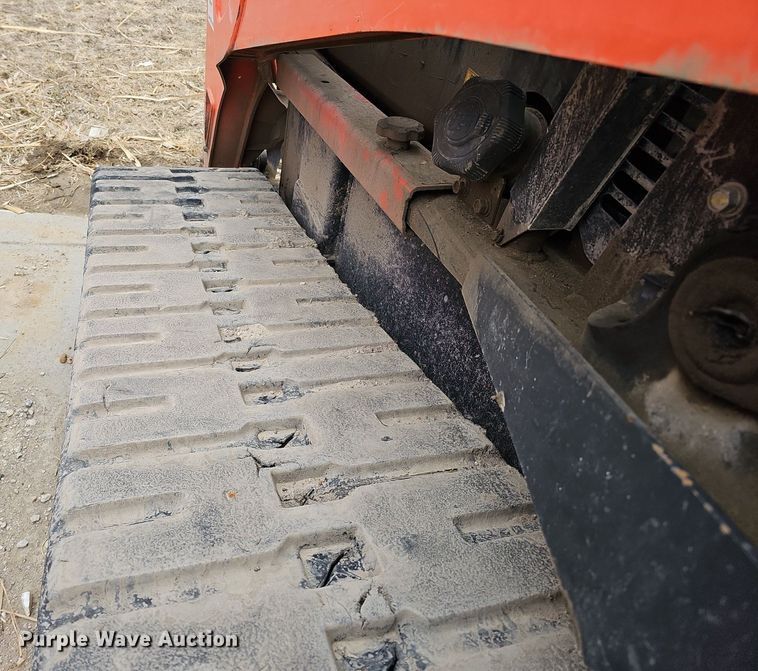 image for item DO4205 2018 Kubota SVL95-2S  tracked skid steer loader