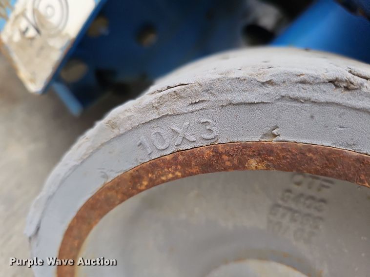 image for item DO4206 2013 Genie GR20  scissor lift