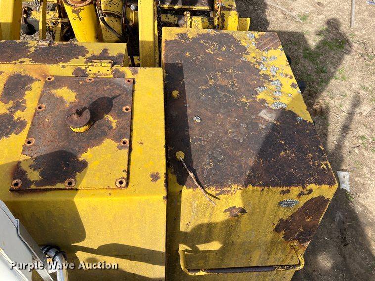 image for item DP0034 Pettibone SM-710  speed mixer tractor