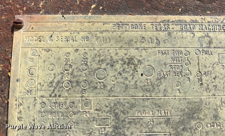 image for item DP0034 Pettibone SM-710  speed mixer tractor