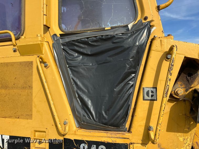 image for item DP0035 1989 Caterpillar 943  track loader