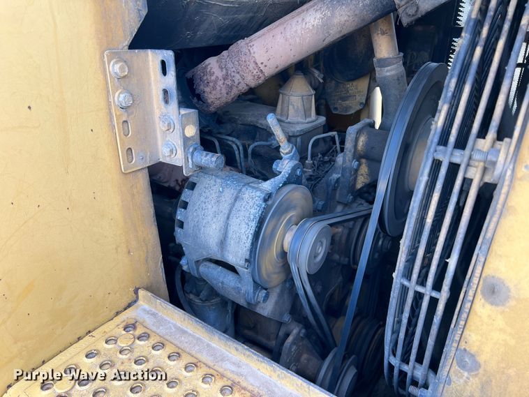 image for item DP0035 1989 Caterpillar 943  track loader