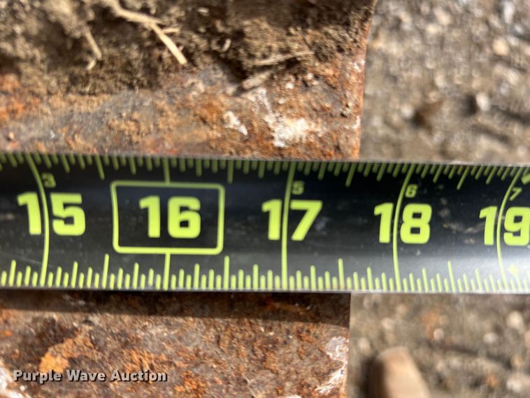 image for item DP0035 1989 Caterpillar 943  track loader