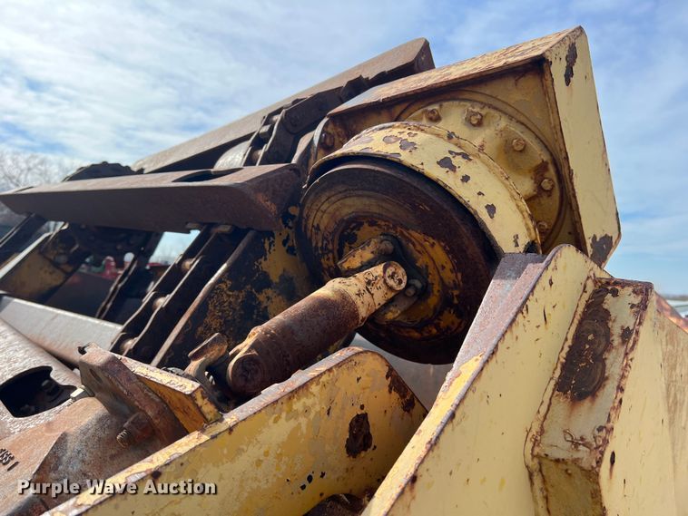 image for item DP0036 1971 International E200  elevating scraper