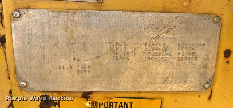 image for item DP0036 1971 International E200  elevating scraper