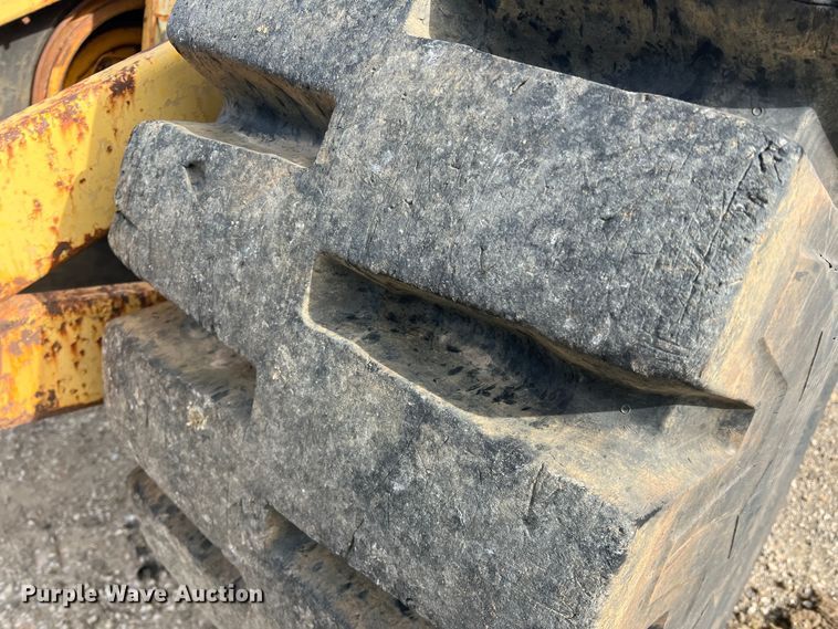 image for item DP0036 1971 International E200  elevating scraper