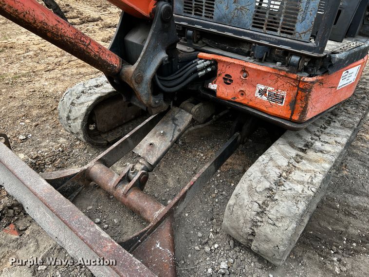 image for item DQ1996 Hitachi ZX35UNA-2  mini excavator