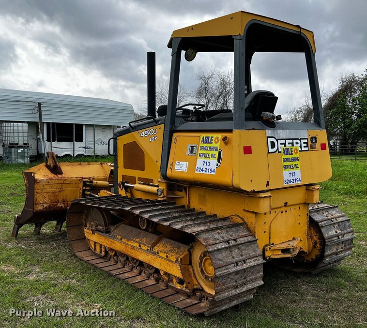 image for item DQ1997 2014 John Deere 450J LGP  dozer