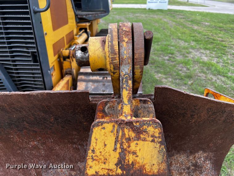 image for item DQ1997 2014 John Deere 450J LGP  dozer