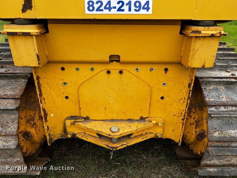 image for item DQ1997 2014 John Deere 450J LGP  dozer
