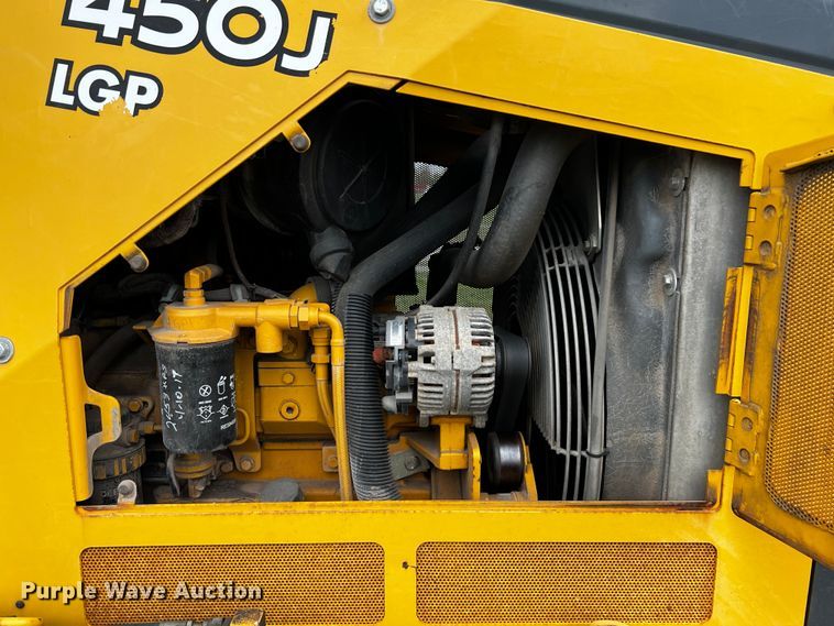 image for item DQ1997 2014 John Deere 450J LGP  dozer