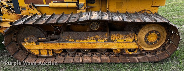 image for item DQ1997 2014 John Deere 450J LGP  dozer