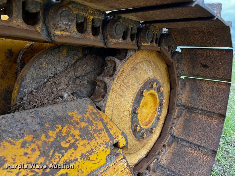 image for item DQ1997 2014 John Deere 450J LGP  dozer