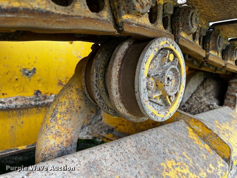 image for item DQ1997 2014 John Deere 450J LGP  dozer