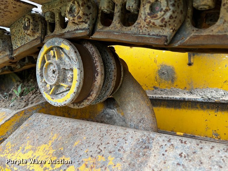 image for item DQ1997 2014 John Deere 450J LGP  dozer