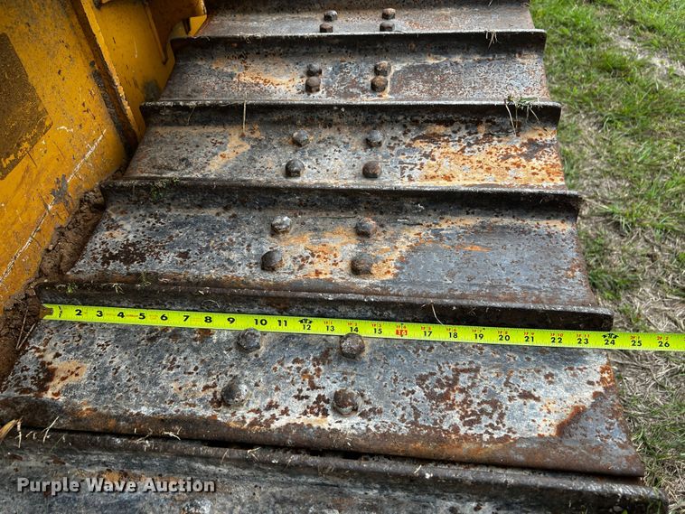 image for item DQ1997 2014 John Deere 450J LGP  dozer