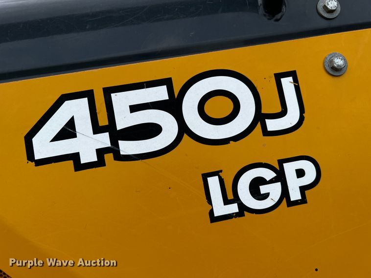 image for item DQ1997 2014 John Deere 450J LGP  dozer