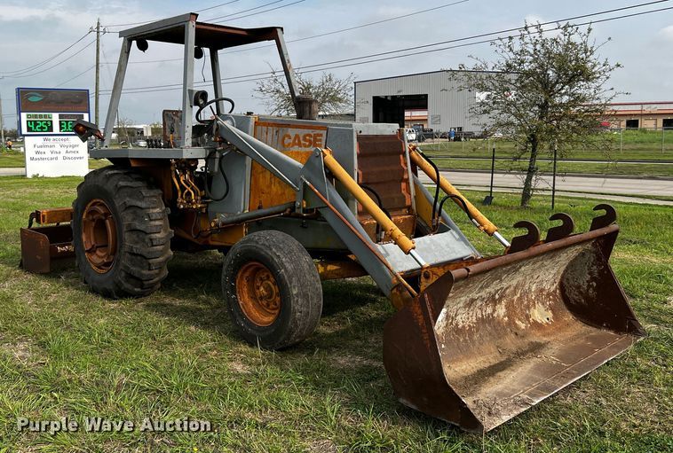 image for item DQ2003 Case  industrial tractor
