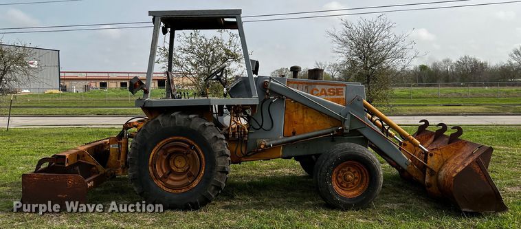 image for item DQ2003 Case  industrial tractor