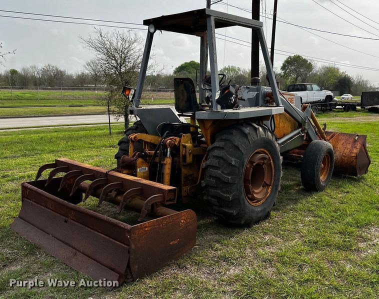image for item DQ2003 Case  industrial tractor