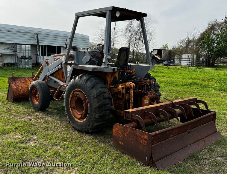 image for item DQ2003 Case  industrial tractor