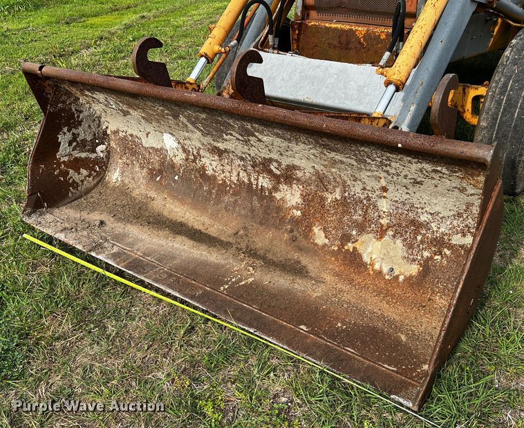 image for item DQ2003 Case  industrial tractor