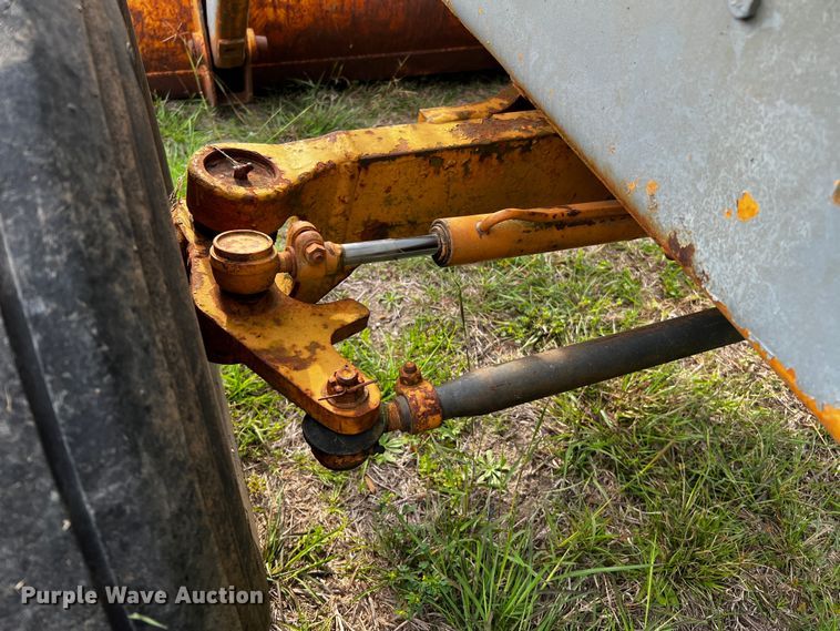 image for item DQ2003 Case  industrial tractor